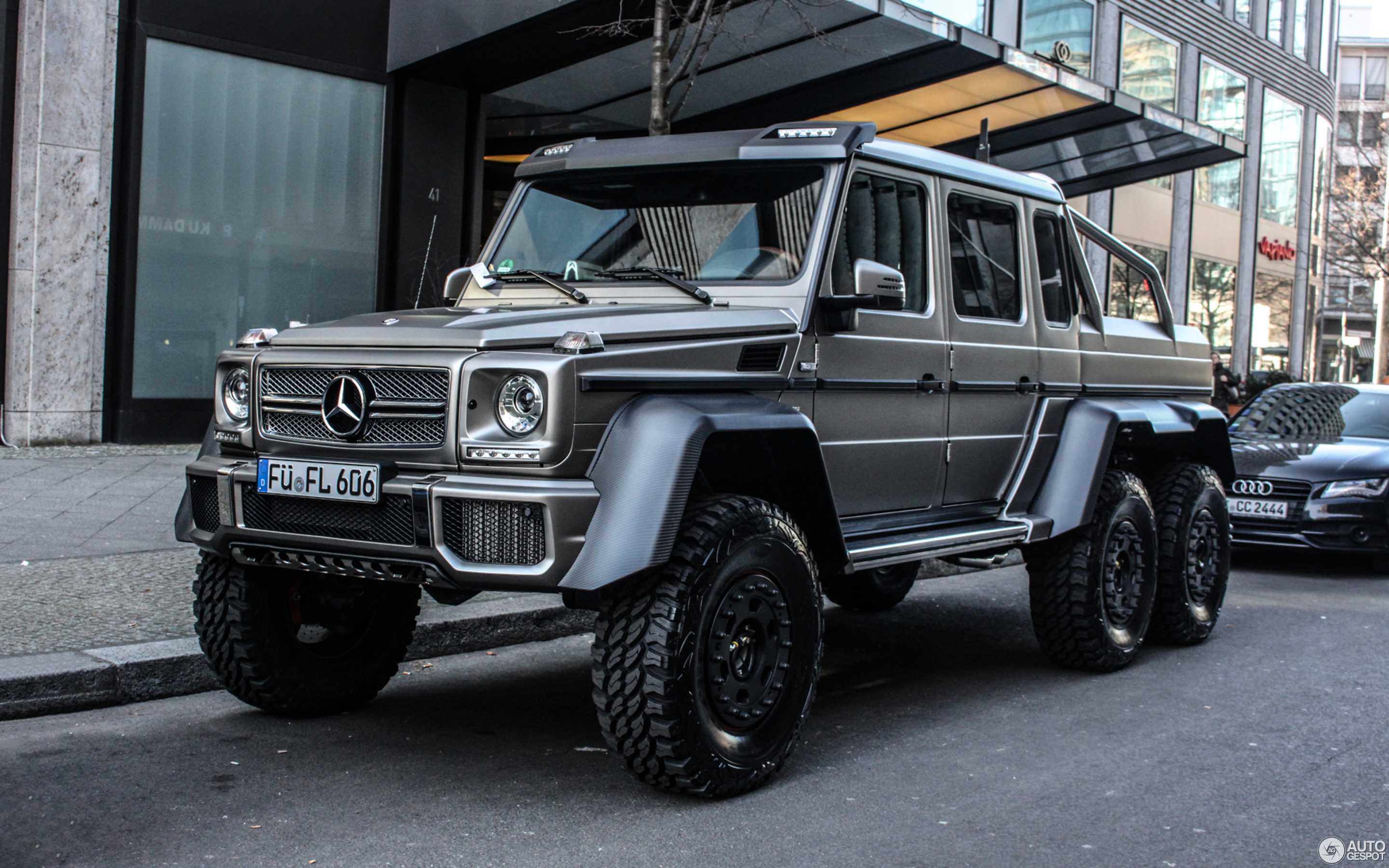 Обзор премиального шестиколёсного пикапа Mercedes-Benz G63 AMG 6x6 с фотографиями Технические характеристики Гелендвагена 6х6 и его стоимость