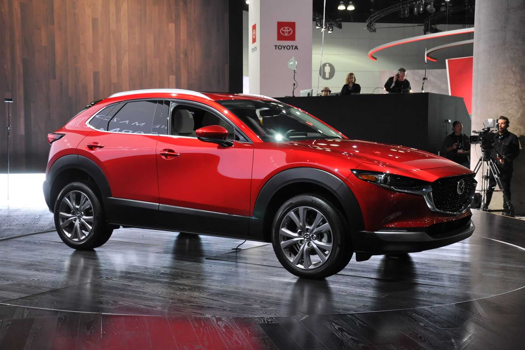Тест-драйв mazda 3 2023 awd в кузове хэтчбек (2.5 s carbon): роскошный и достойный