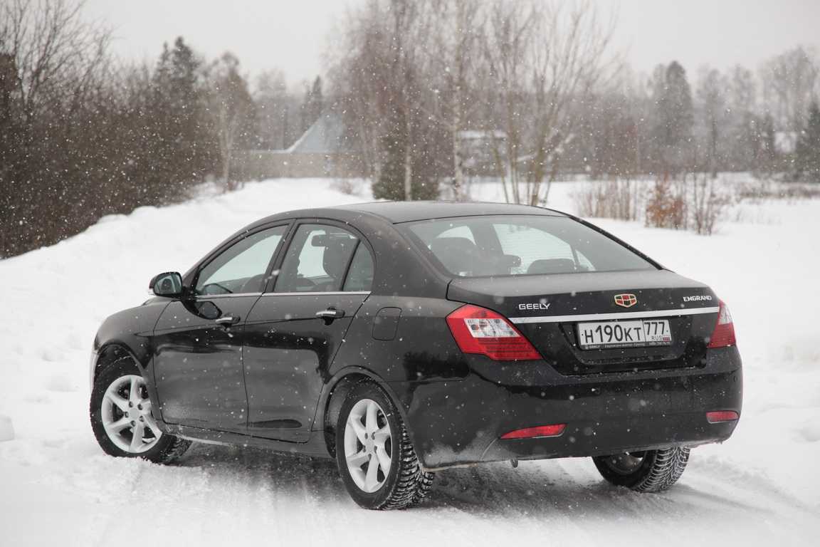 Geely emgrand ec7: фото, обзор, характеристики, особенности автомобиля и отзывы владельцев