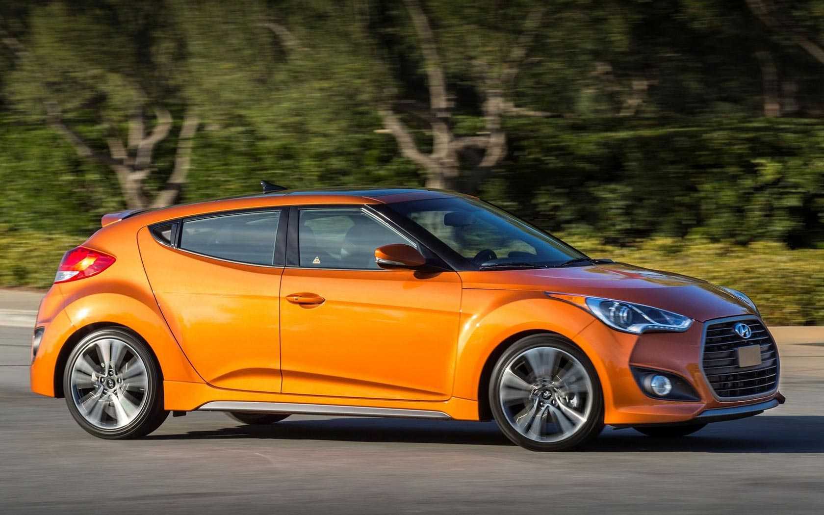 Hyundai veloster: поколения, кузова по годам, история модели и года выпуска, рестайлинг, характеристики, габариты, фото - carsweek