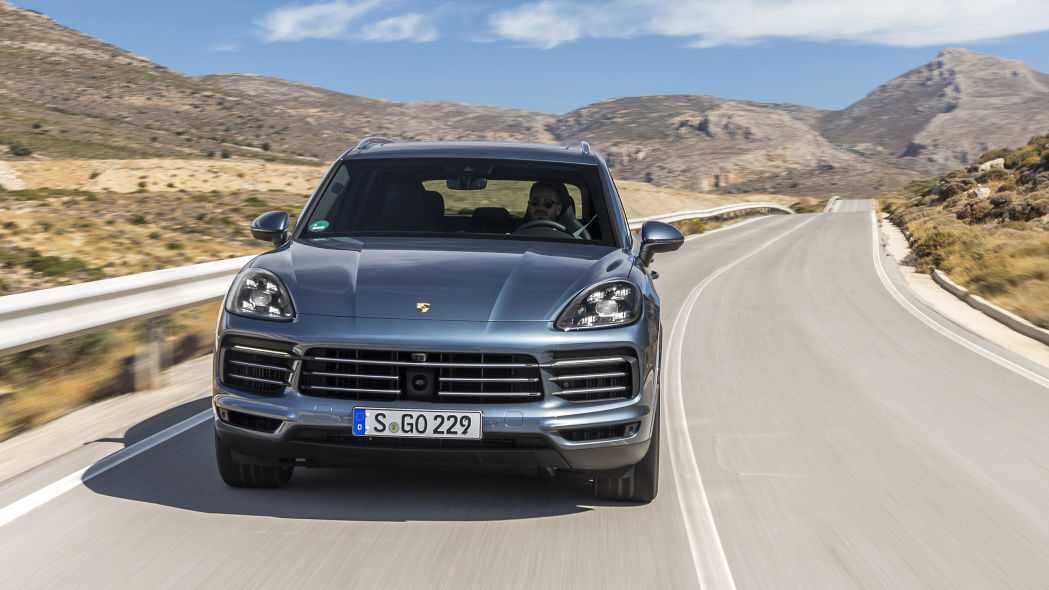 Porsche cayenne s e-hybrid: комплектация, технические характеристики