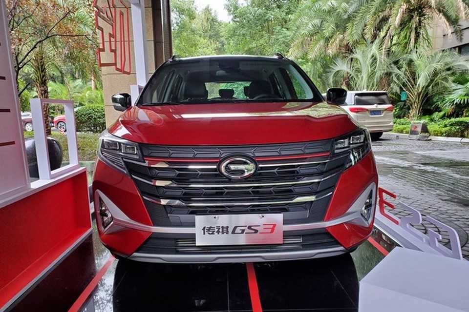 Новый gac (trumpchi) gs8 2022: второе поколения дешевого аналога тойота хайлендер