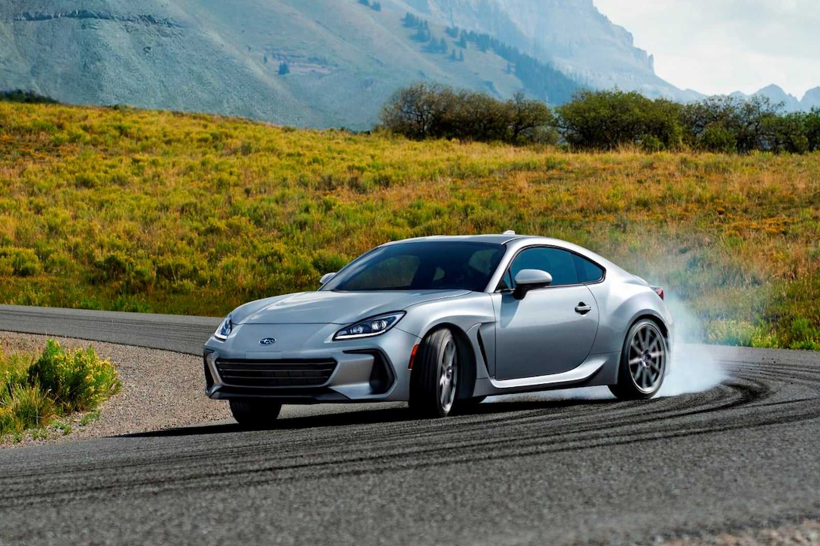 Обновленный subaru brz 2017 официальные фото и характеристики