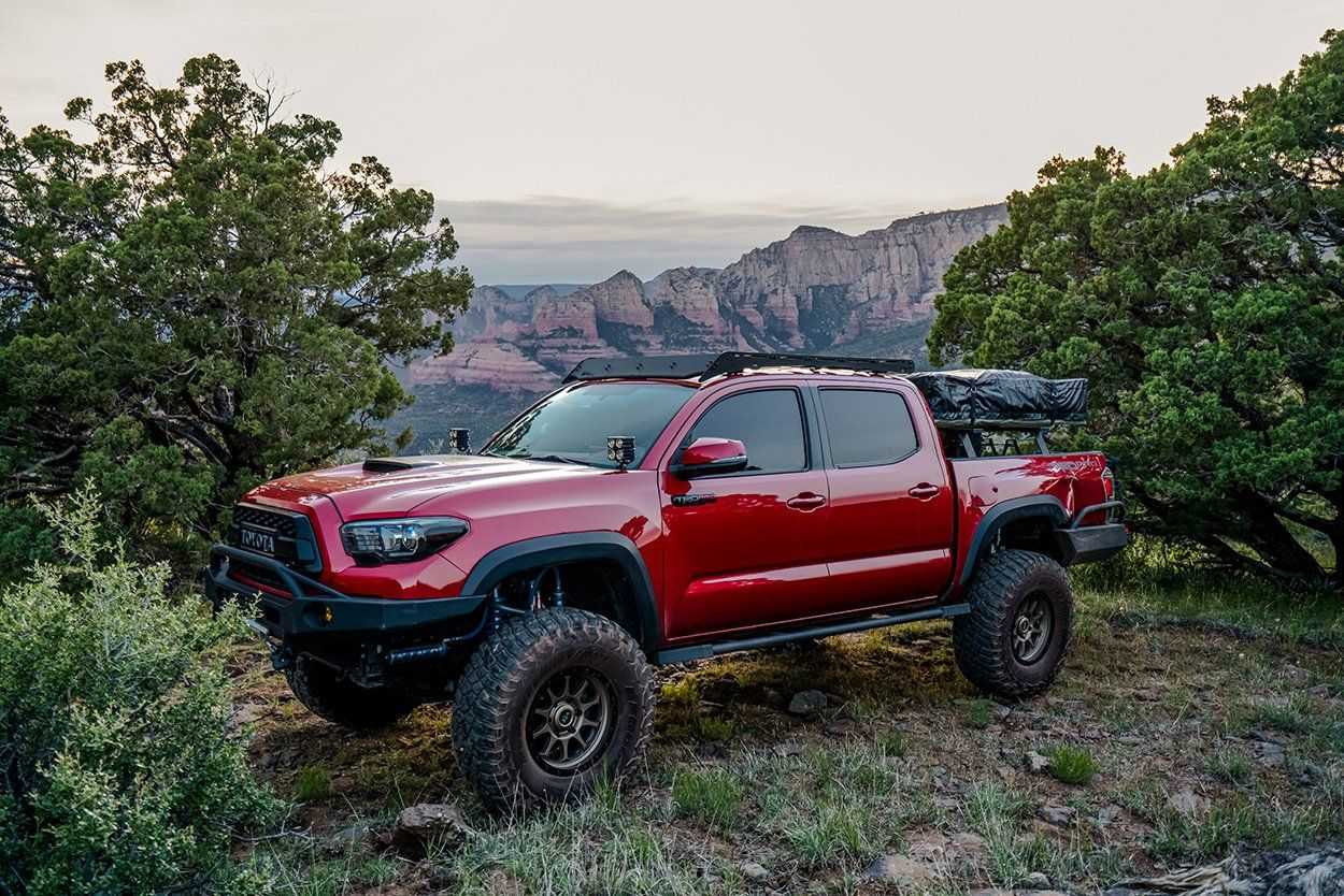 Популярный среднеразмерный пикап toyota tacoma 2016-2017 года, комплектации и фото | intehno-d.ru - портал про автомобили и мотоциклы