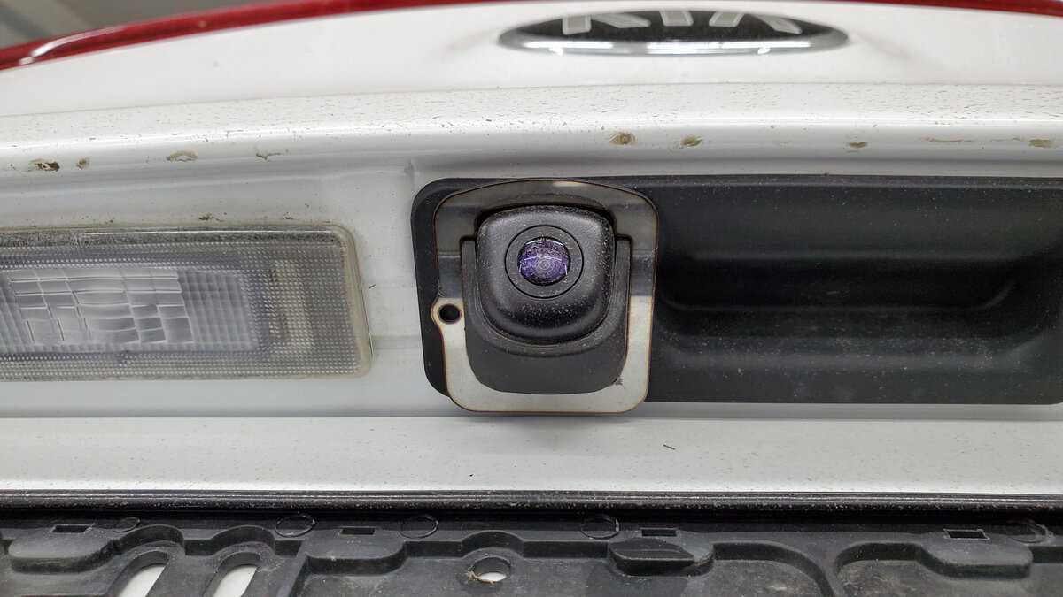 Лучшие камеры заднего вида с парковочными линиями: по качеству видео, по надежности и другие