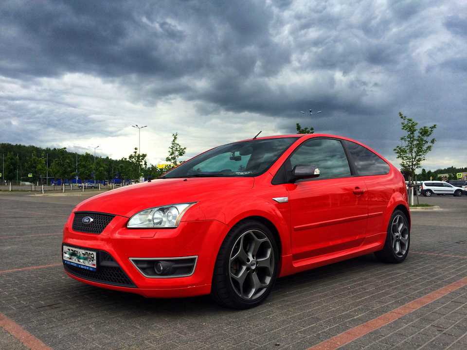 Обзор первого и второго поколеняи ford focus