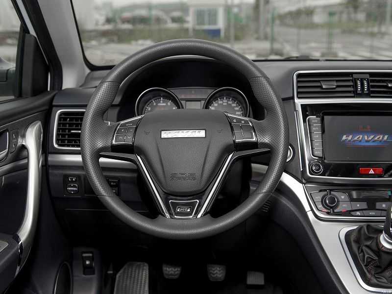 На российский рынок выходит семиместный кроссовер lifan myway