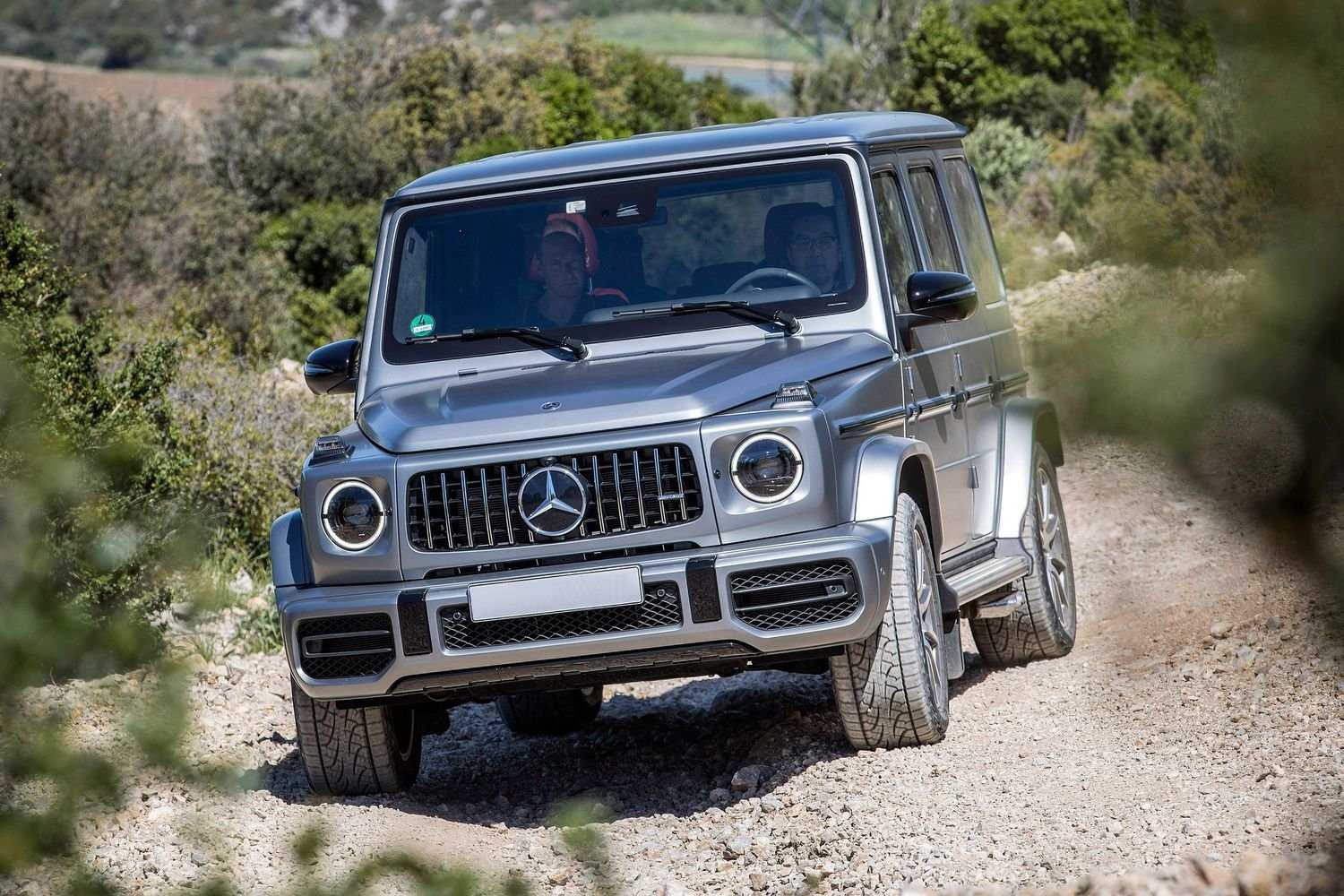 Тест-драйв mercedes-benz g400d 2022 | движение24