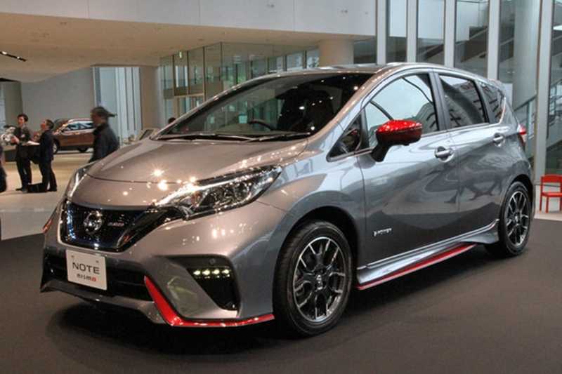 Обзор автомобиля nissan note