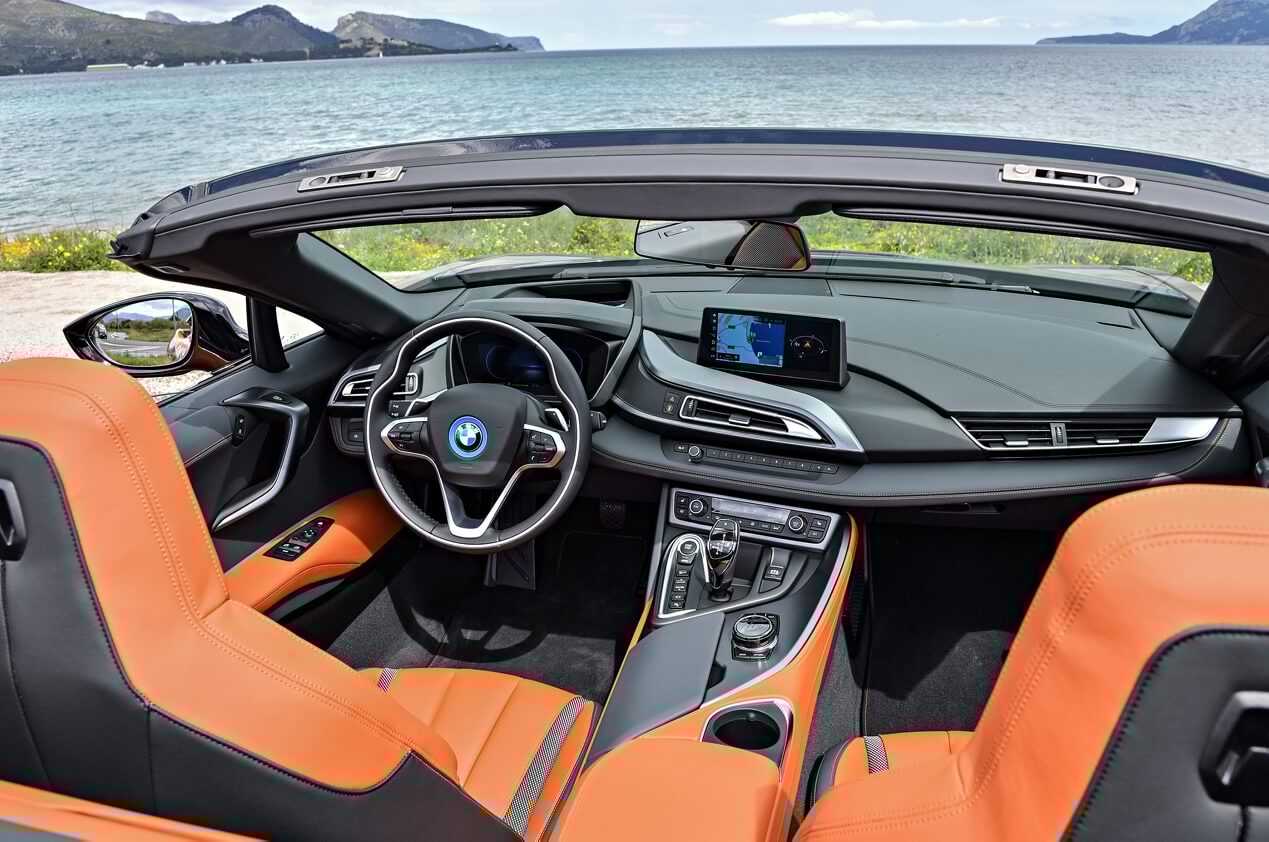 Сколько стоит bmw i8 в россии и за границей