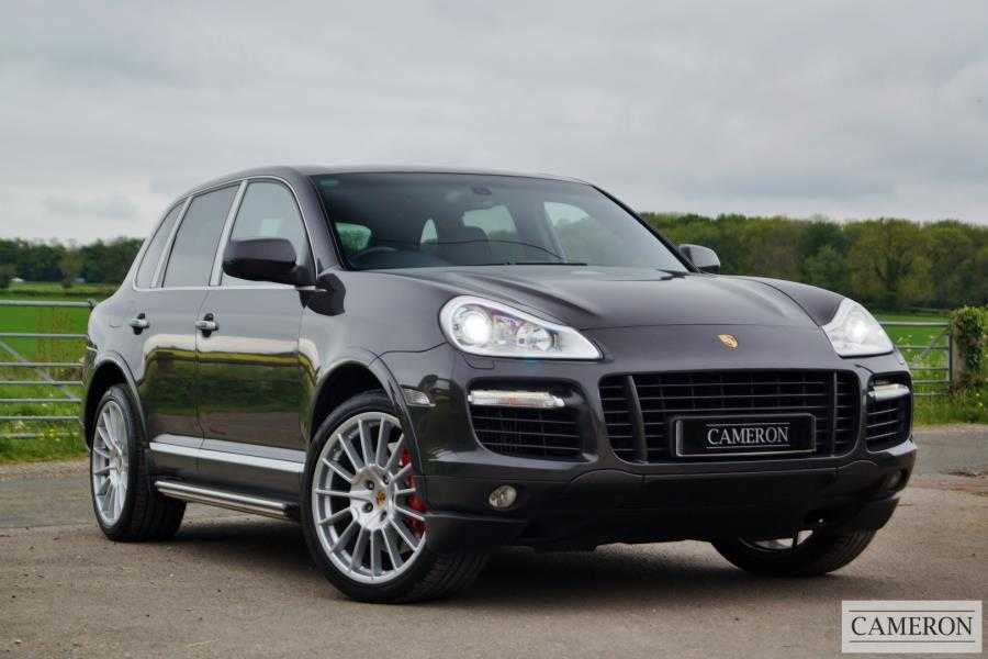 Porsche cayenne: поколения, кузова по годам, история модели и года выпуска, рестайлинг, характеристики, габариты, фото - carsweek