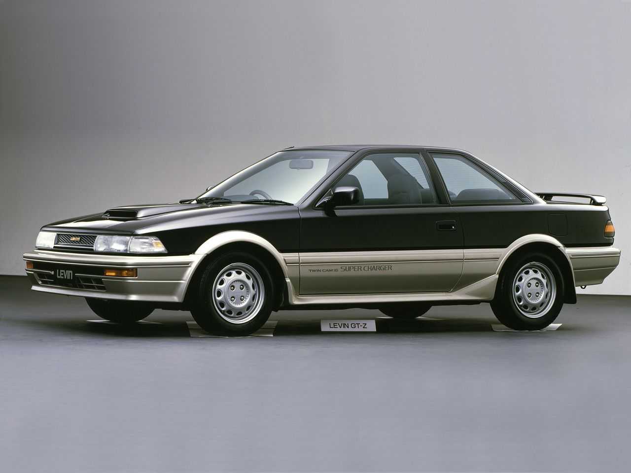 Обзор 6-го поколения Toyota Corolla E90 1987-1992 года с отзывами, фотографиями и техническими характеристиками