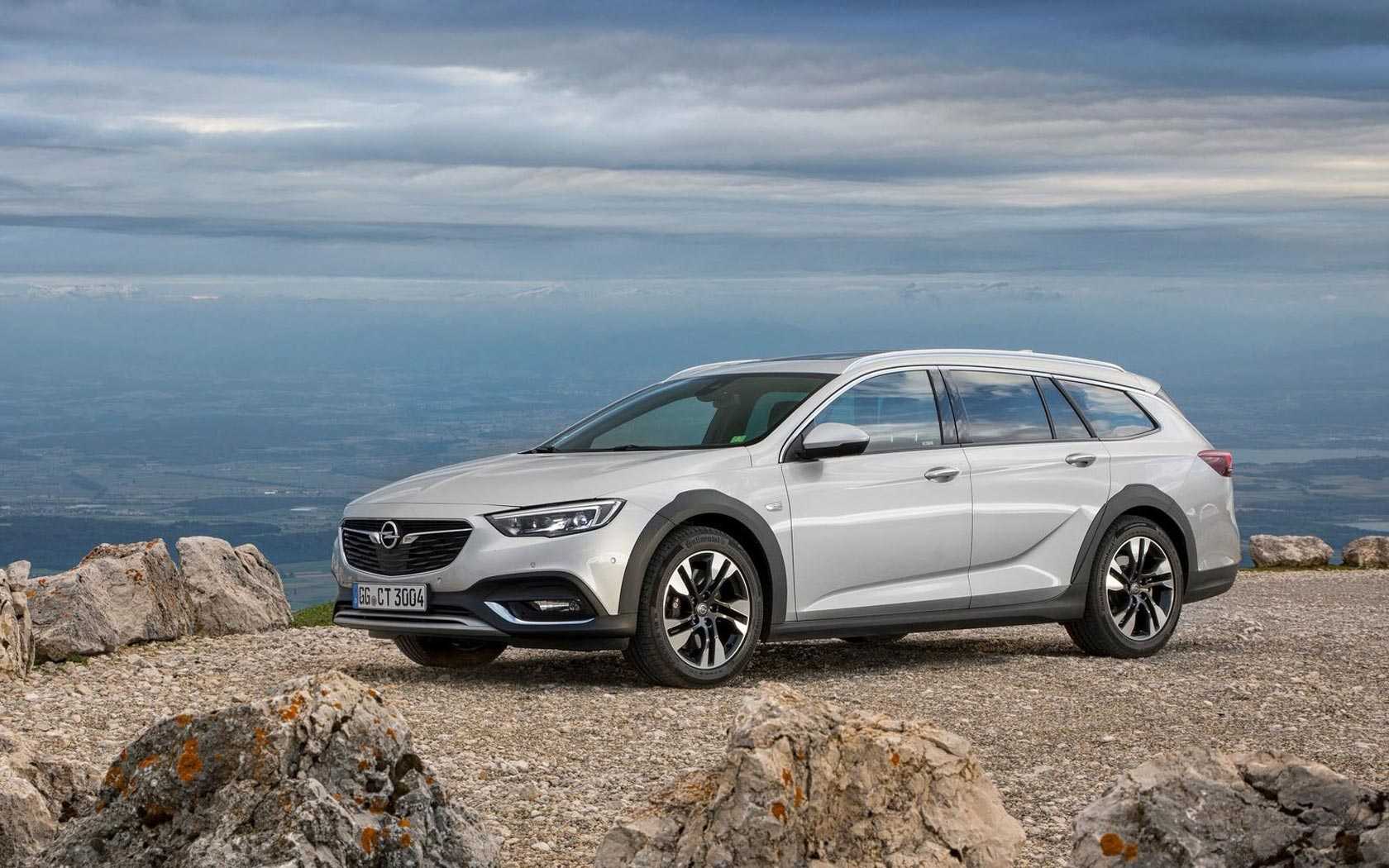 Комплектации и цены opel insignia 2015-2016 модельного года. технические характеристики и отзывы владельцев | intehno-d.ru - портал про автомобили и мотоциклы