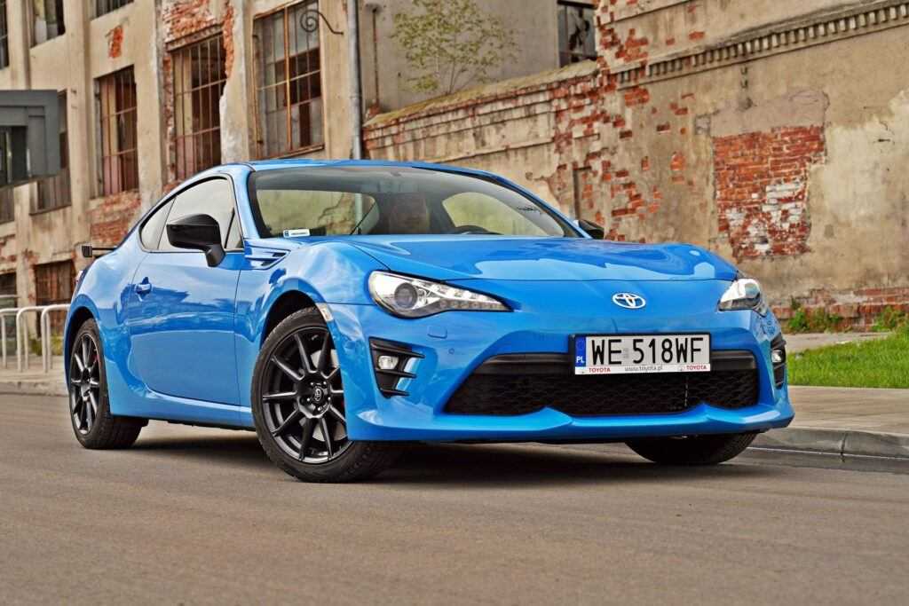 Новая subaru brz 2022 скоро в россии!