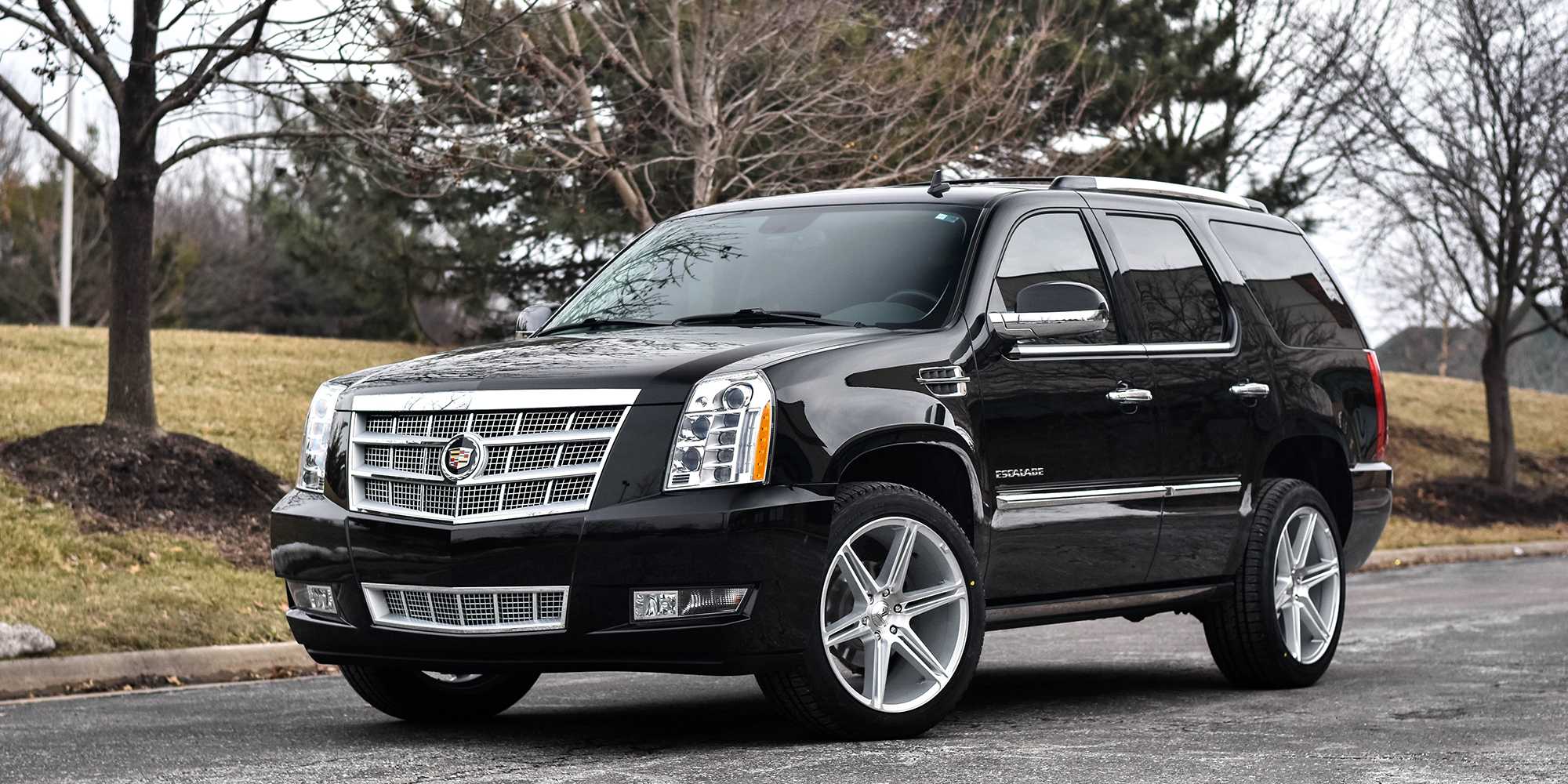 Cadillac escalade история поколений