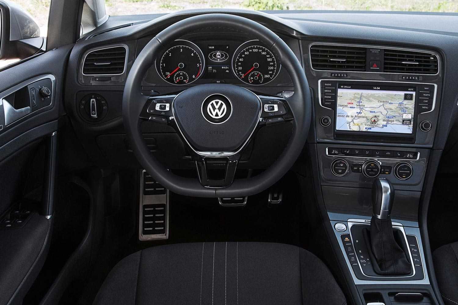 Обзор нового volkswagen golf 7: практичный и функциональный хэтчбек