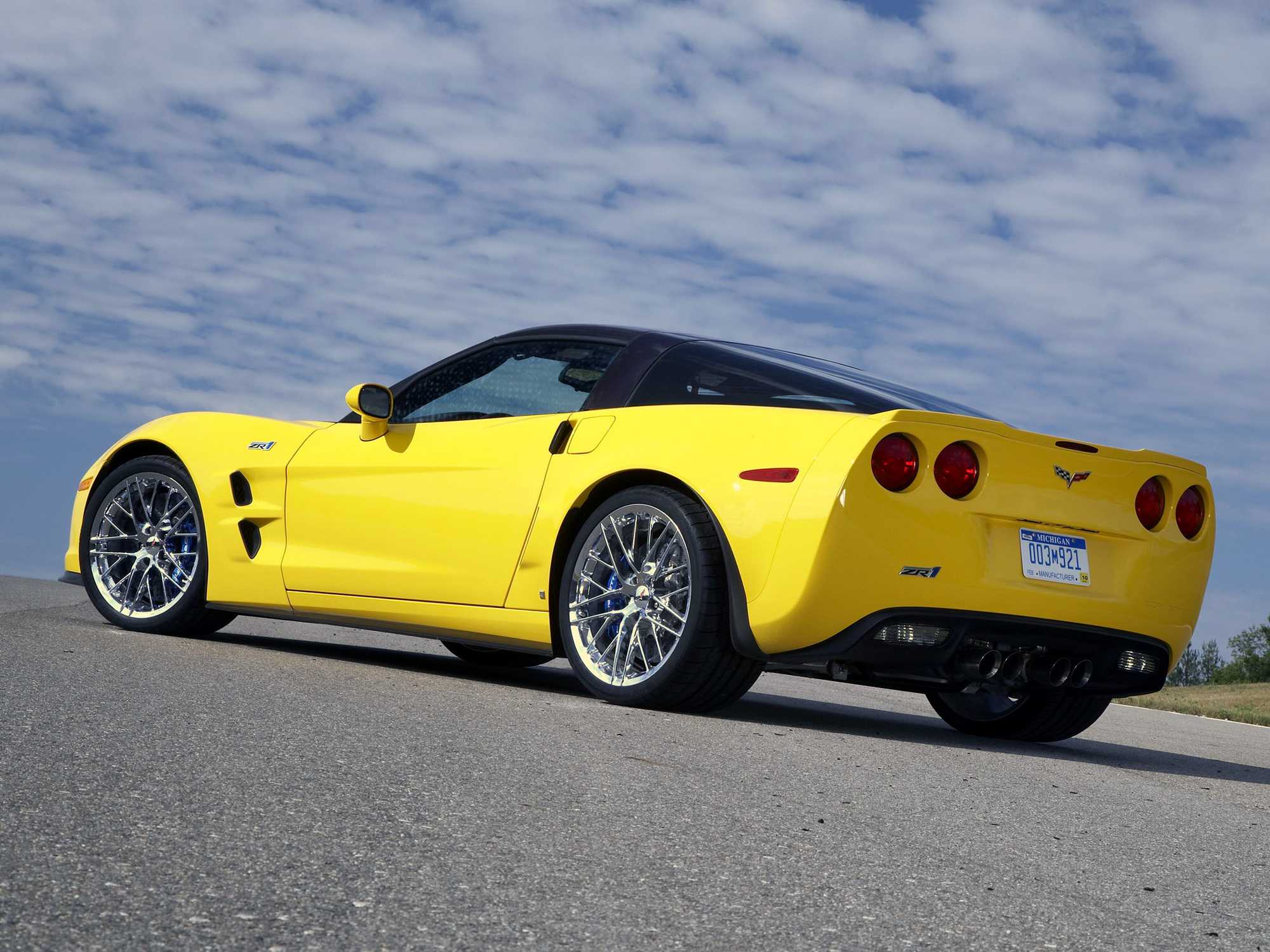 Обзор chevrolet corvette c7 stingray — фото, экстерьер, интерьер, технические характеристики