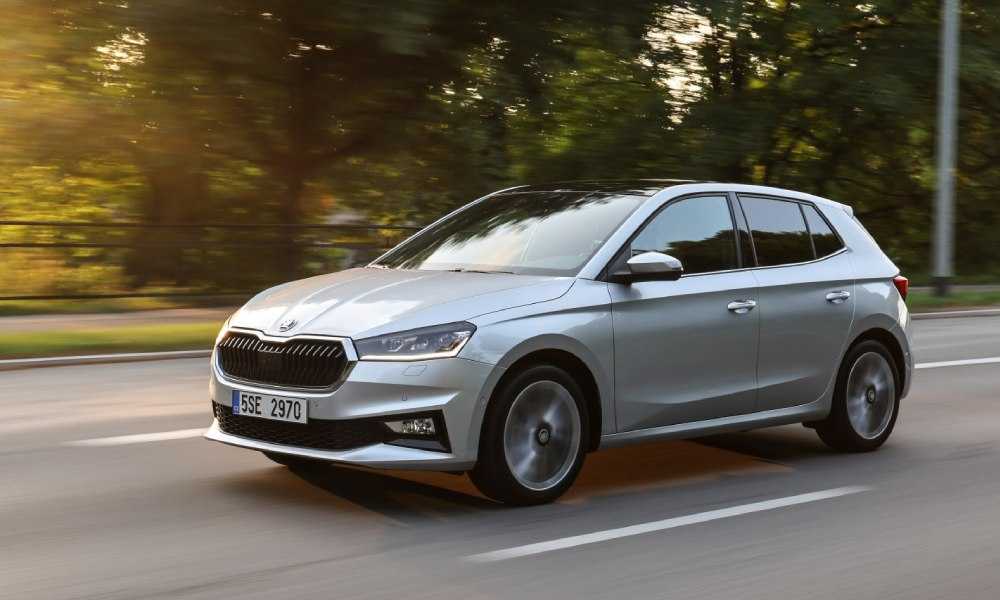 Skoda roomster: поколения, кузова по годам, история модели и года выпуска, рестайлинг, характеристики, габариты, фото - carsweek