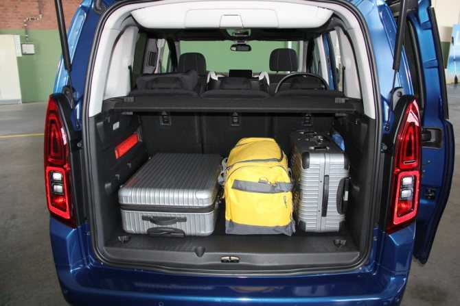 Opel combo life 2021: немецкий вариант широкопрофильного грузо-пассажирского авто для семьи или малого бизнеса