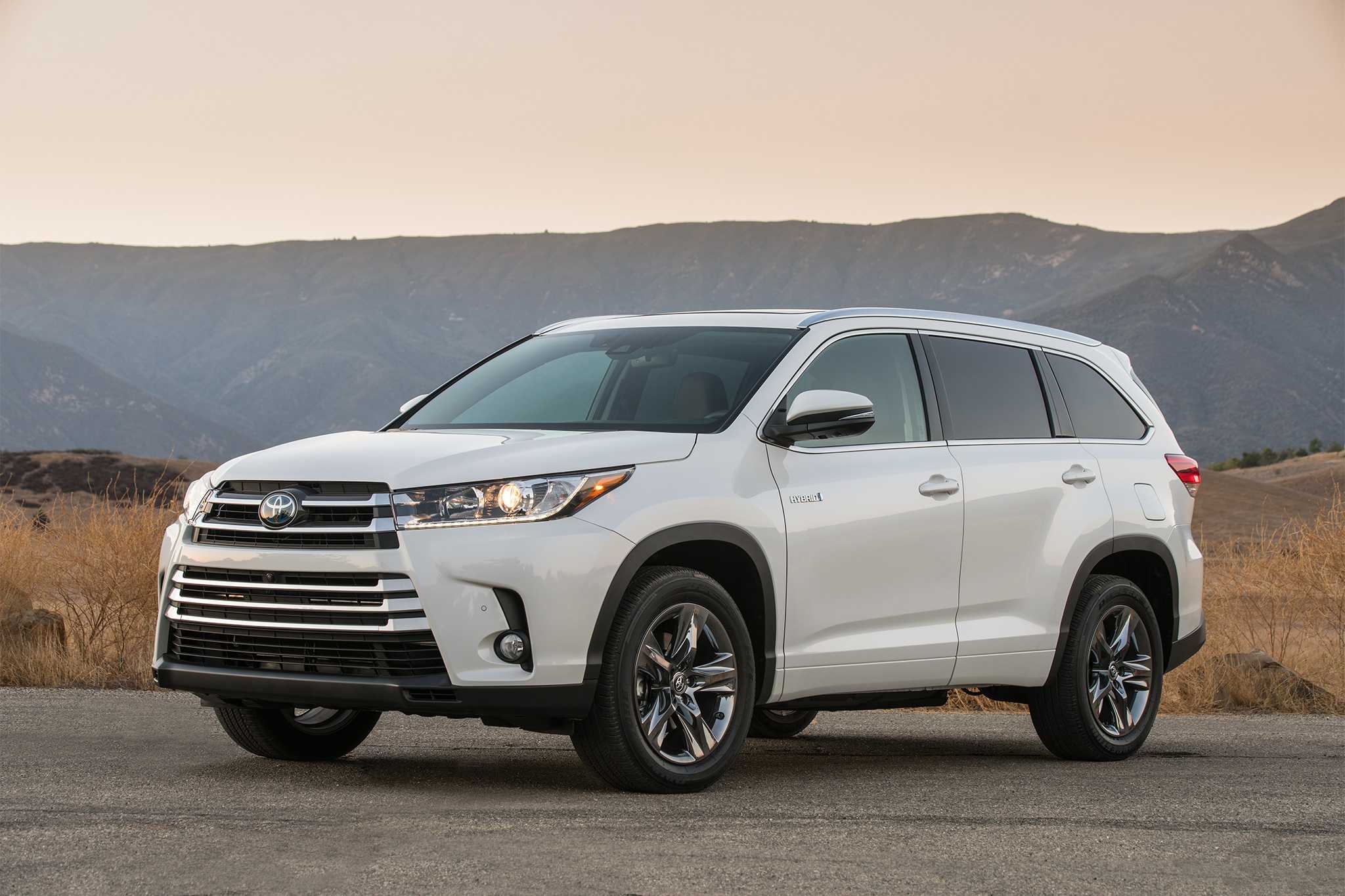 Toyota highlander: поколения, кузова по годам, история модели и года выпуска, рестайлинг, характеристики, габариты, фото - carsweek