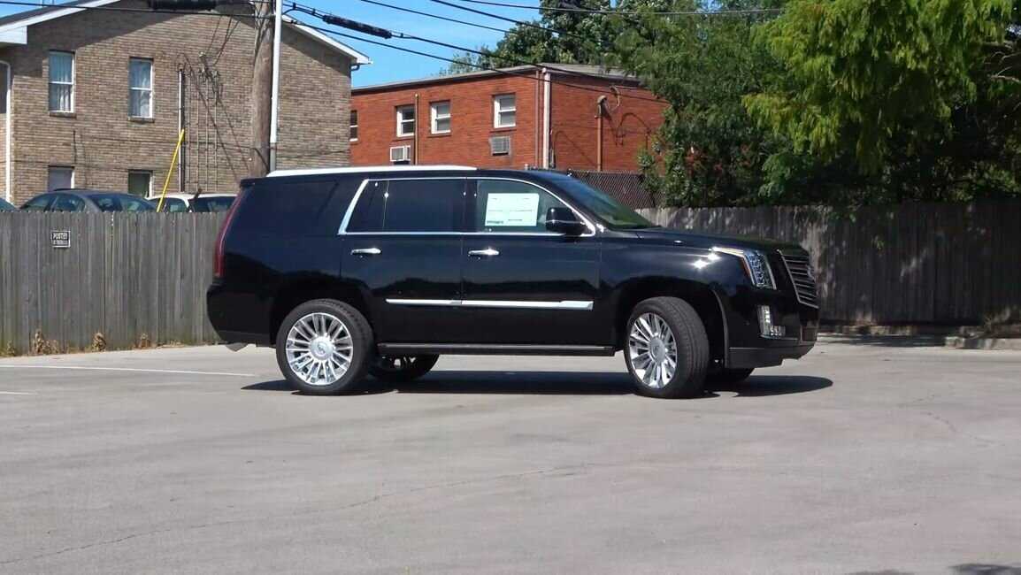 Cadillac escalade (кадиллак ескаладе) 2023 - обзор модели c фото и видео