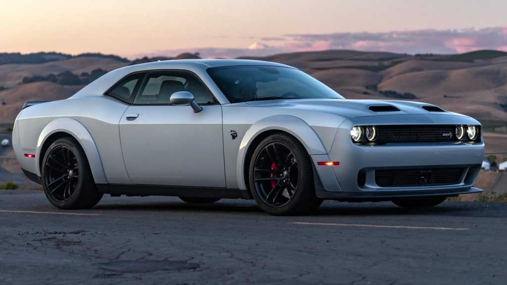2022 dodge challenger: costs, facts, and figures