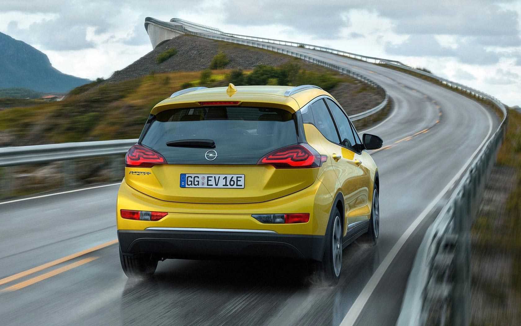 Opel ampera